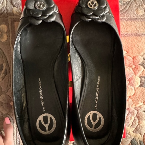 Wishbone Balena Heels - Picture 8 of 8